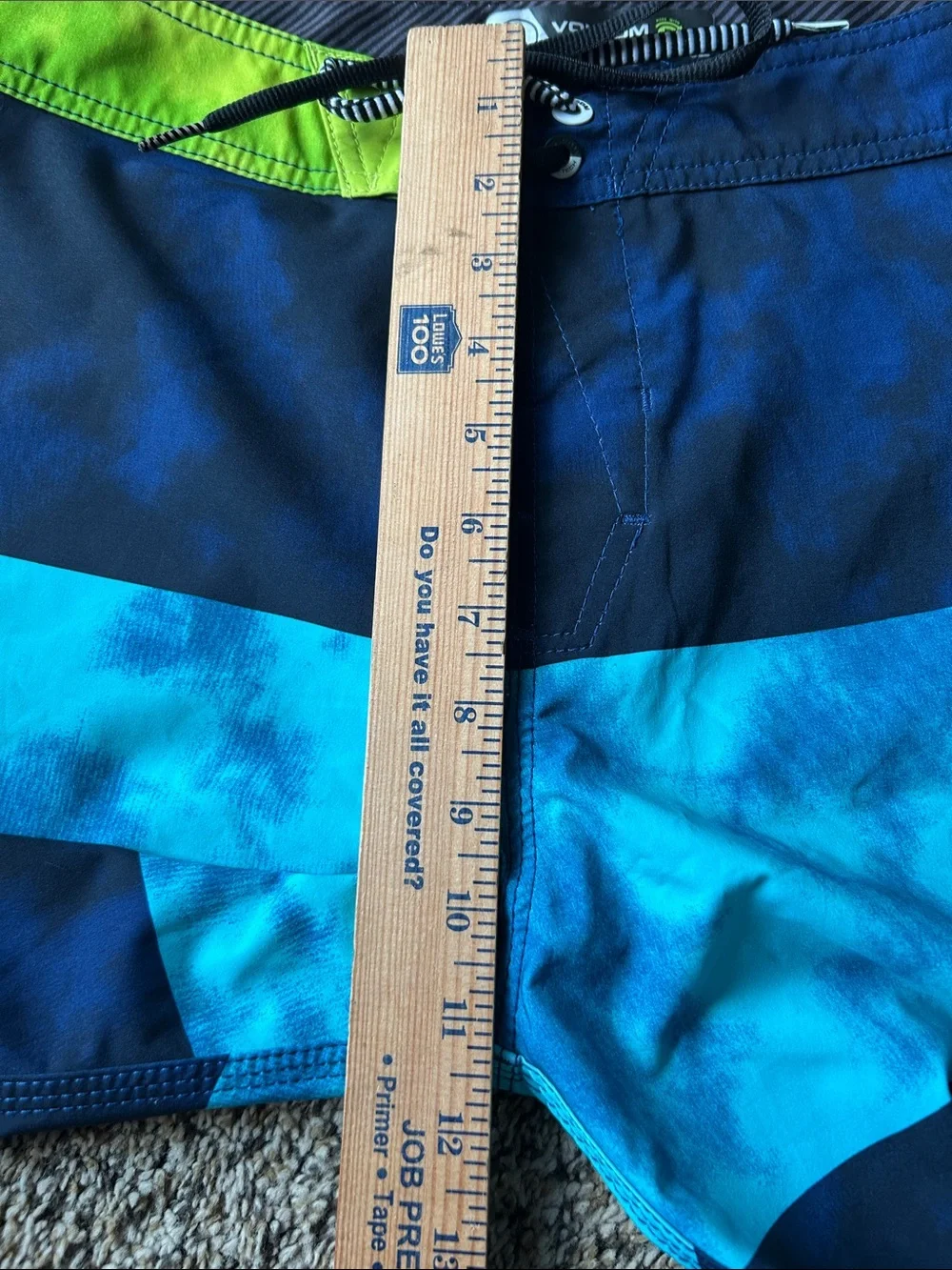 Volcom Mod-Tech Bold‎ Stripe Tie Dye Board Shorts Size 32